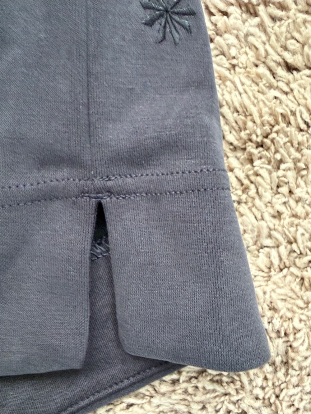 Athleta Men's Black Crewneck Sweatshirt - Long Sleeve Pullover - Picture 3 of 6